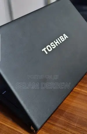 Laptop Toshiba Tecra R950 4GB Intel Core I5 HDD 320GB