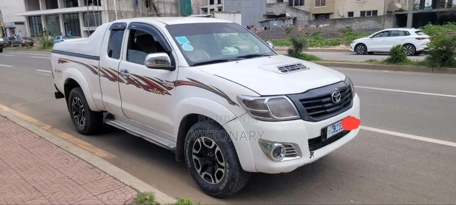 Toyota Hilux 2013 White