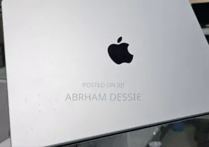 New Laptop Apple MacBook 8GB Apple M3 SSD 512GB