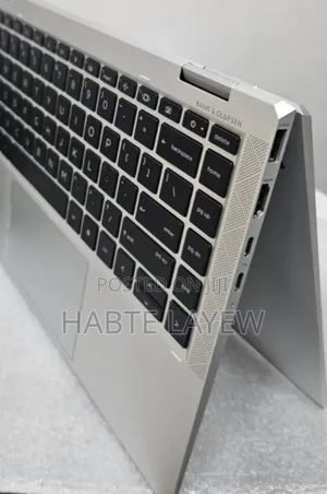 Photo - New Laptop HP Spectre 16GB Intel Core I7 SSD 512GB