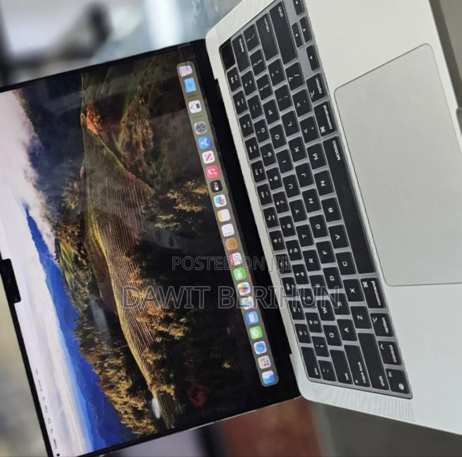 New Laptop Apple MacBook Pro 8GB Apple M3 SSD 512GB