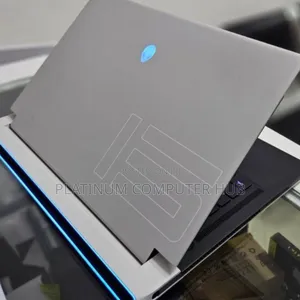 New Laptop Alienware M17x R2 32GB Intel Core I7 SSD 512GB