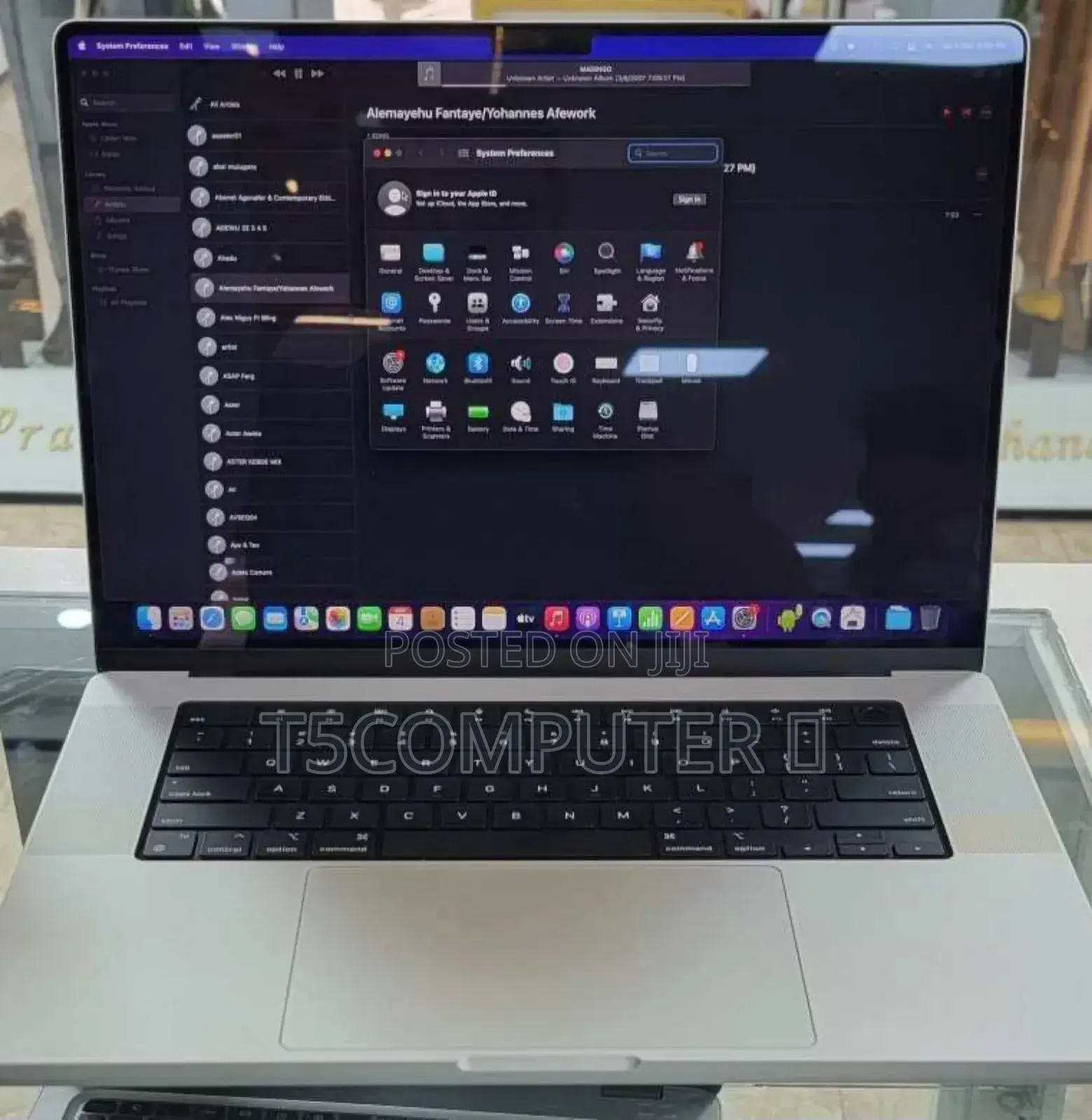 New Laptop Apple MacBook Pro M1 32GB Apple M1 Pro SSD 512GB