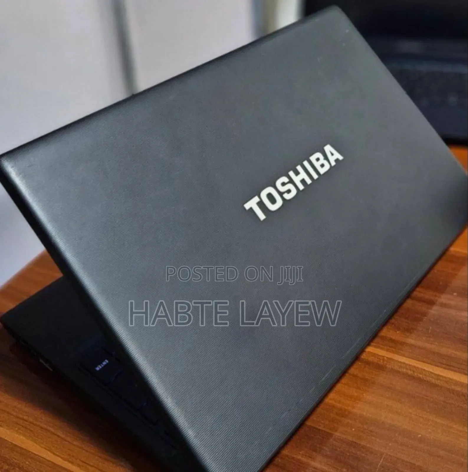 New Laptop Toshiba Tecra R950 4GB Intel Core I5 SSD 320GB