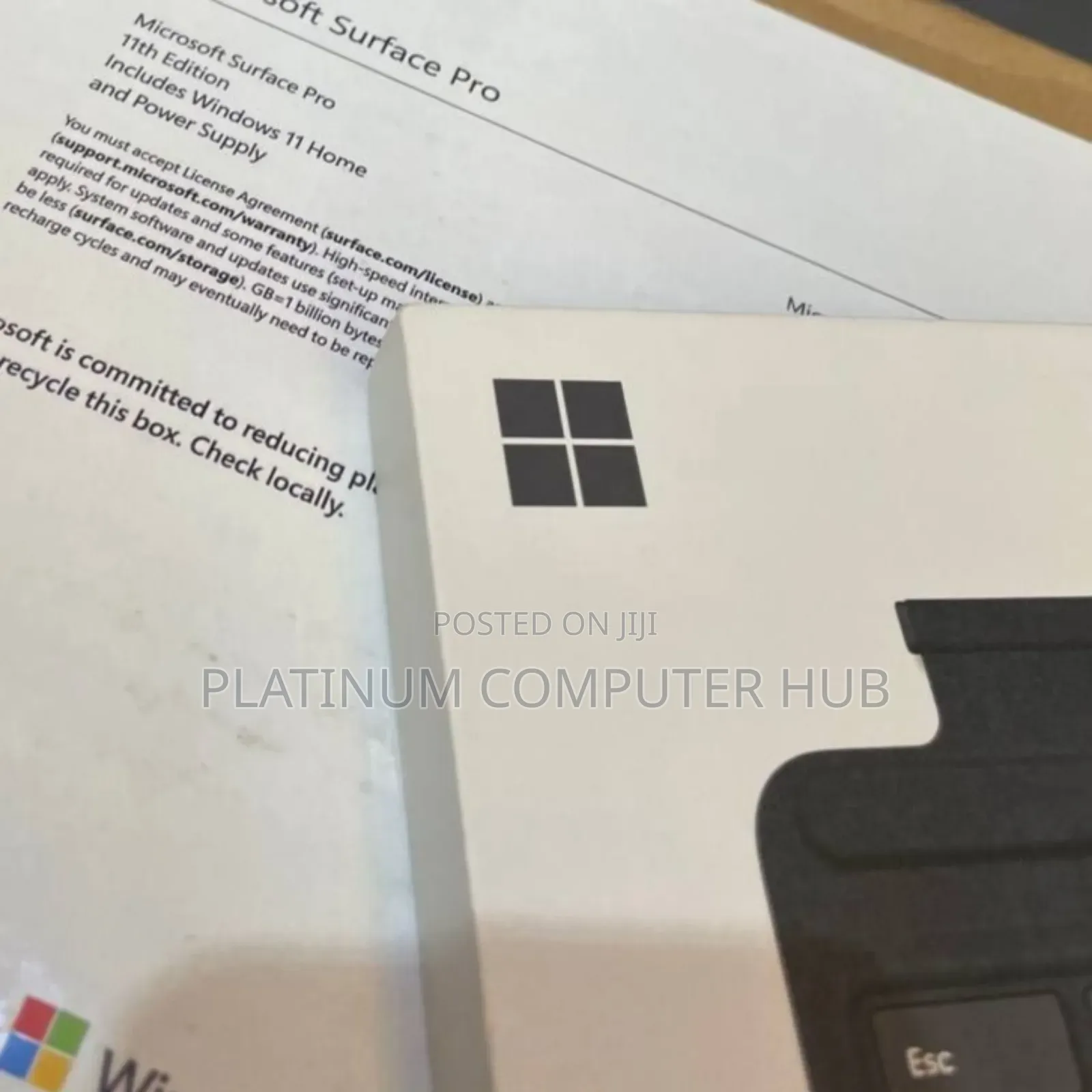 New Microsoft Surface Pro 16GB Qualcomm Snapdragon X Plus SSD 512GB