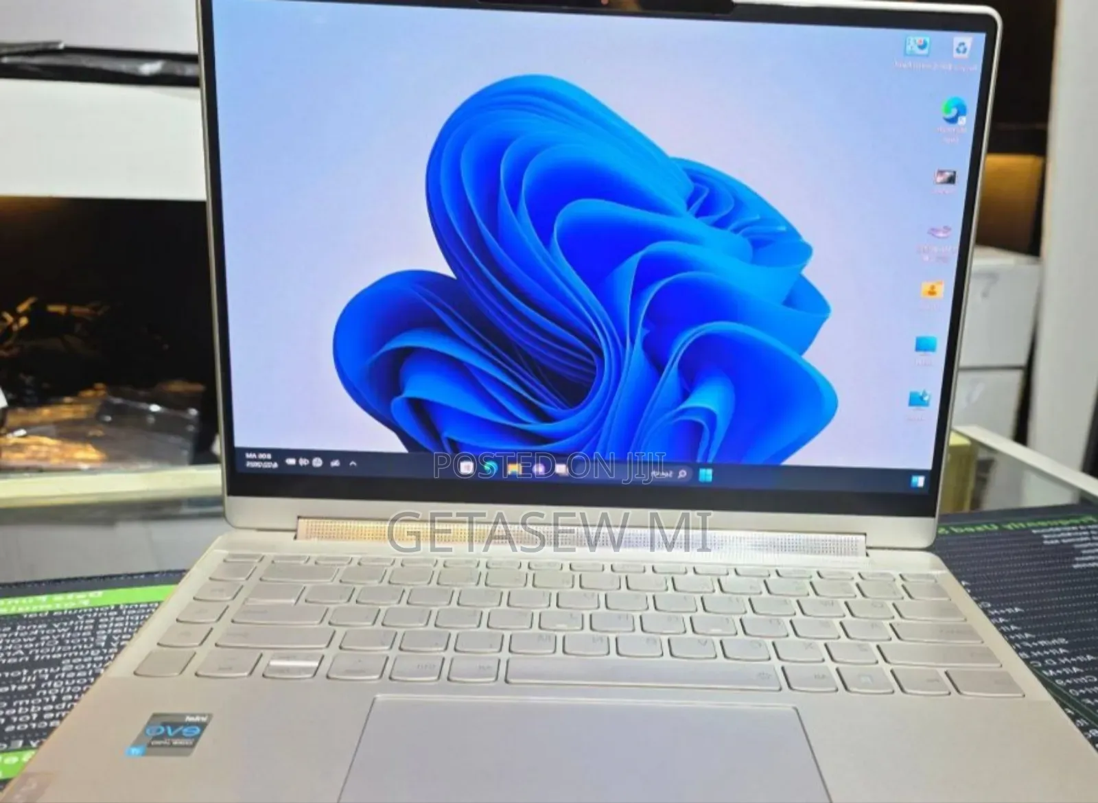 New Laptop Lenovo Yoga 9i 16GB Intel Core I7 SSD 1T