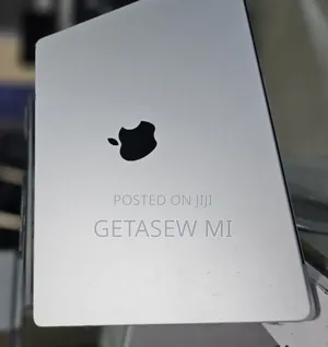 New Laptop Apple MacBook Air 2024 M3 15-Inch 16GB Apple M3 SSD 512GB