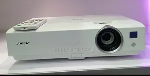 Sony Projector VPL-Dx102