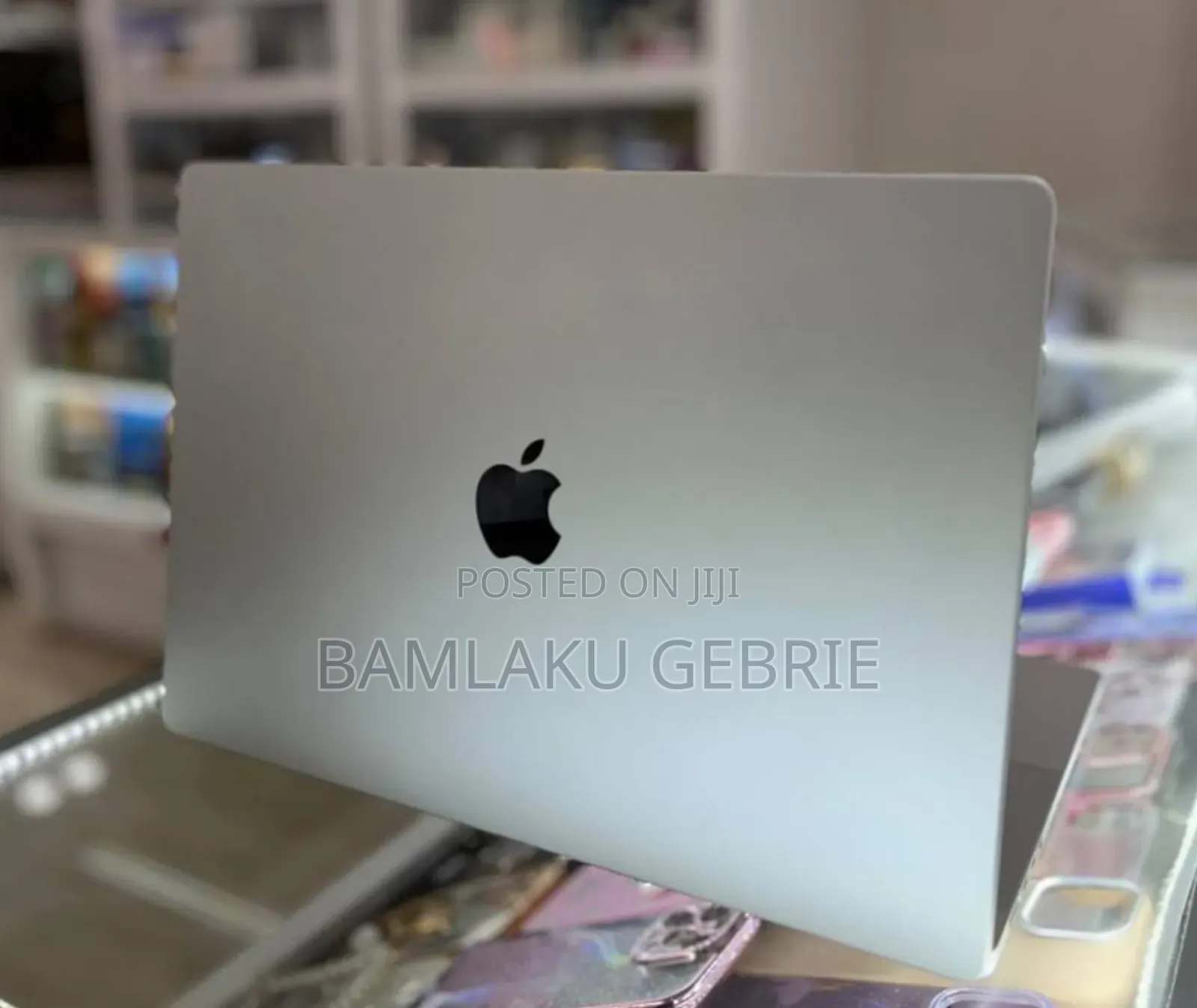 New Laptop Apple MacBook Pro M1 16GB Apple M1 Pro SSD 1T