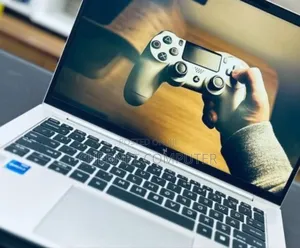 Photo - New Laptop HP 630 16GB Intel Core I7 SSD 512GB