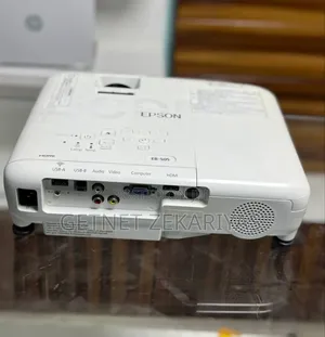 Photo - Epsone Projecter