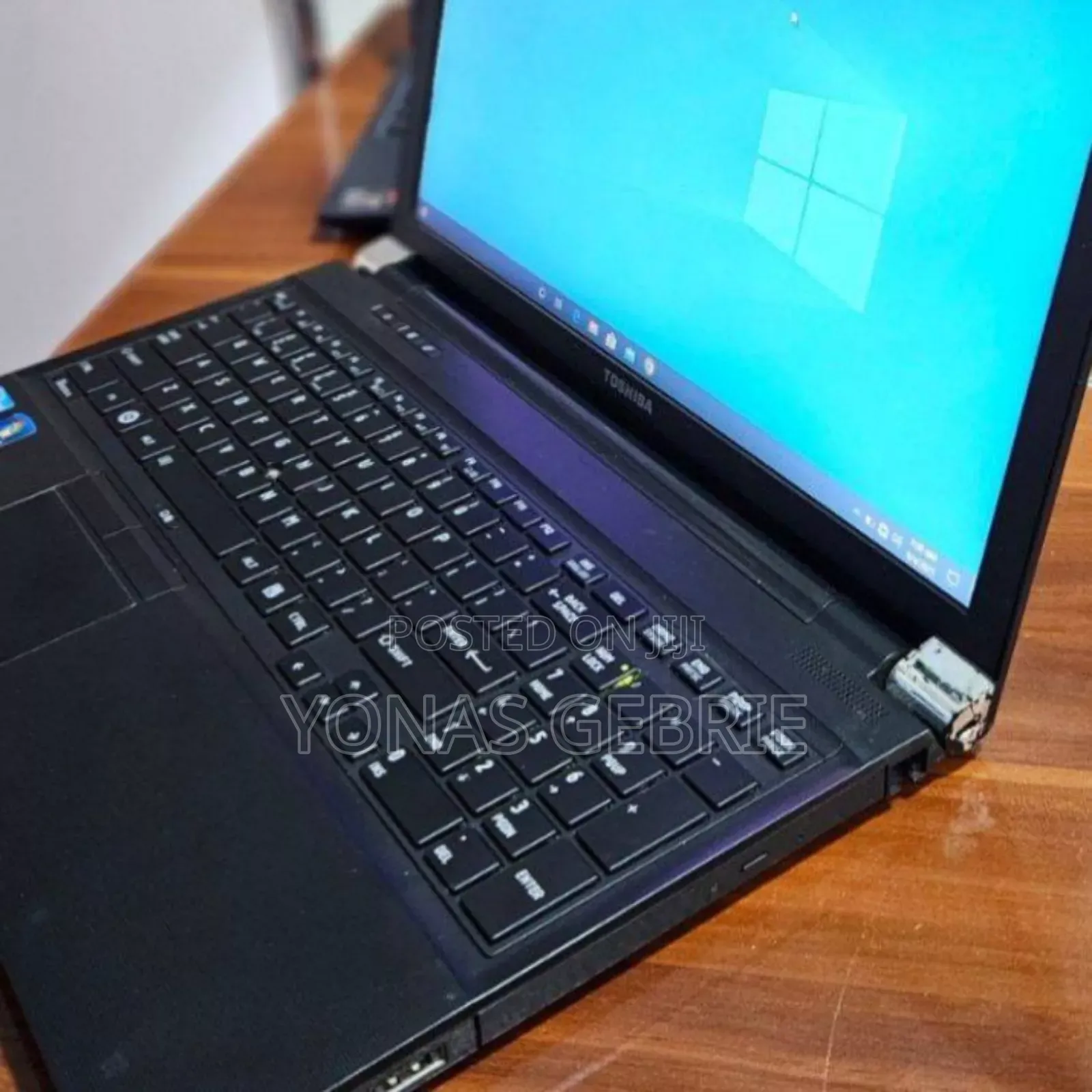 Laptop Toshiba Tecra R950 4GB Intel Core I5 HDD 320GB