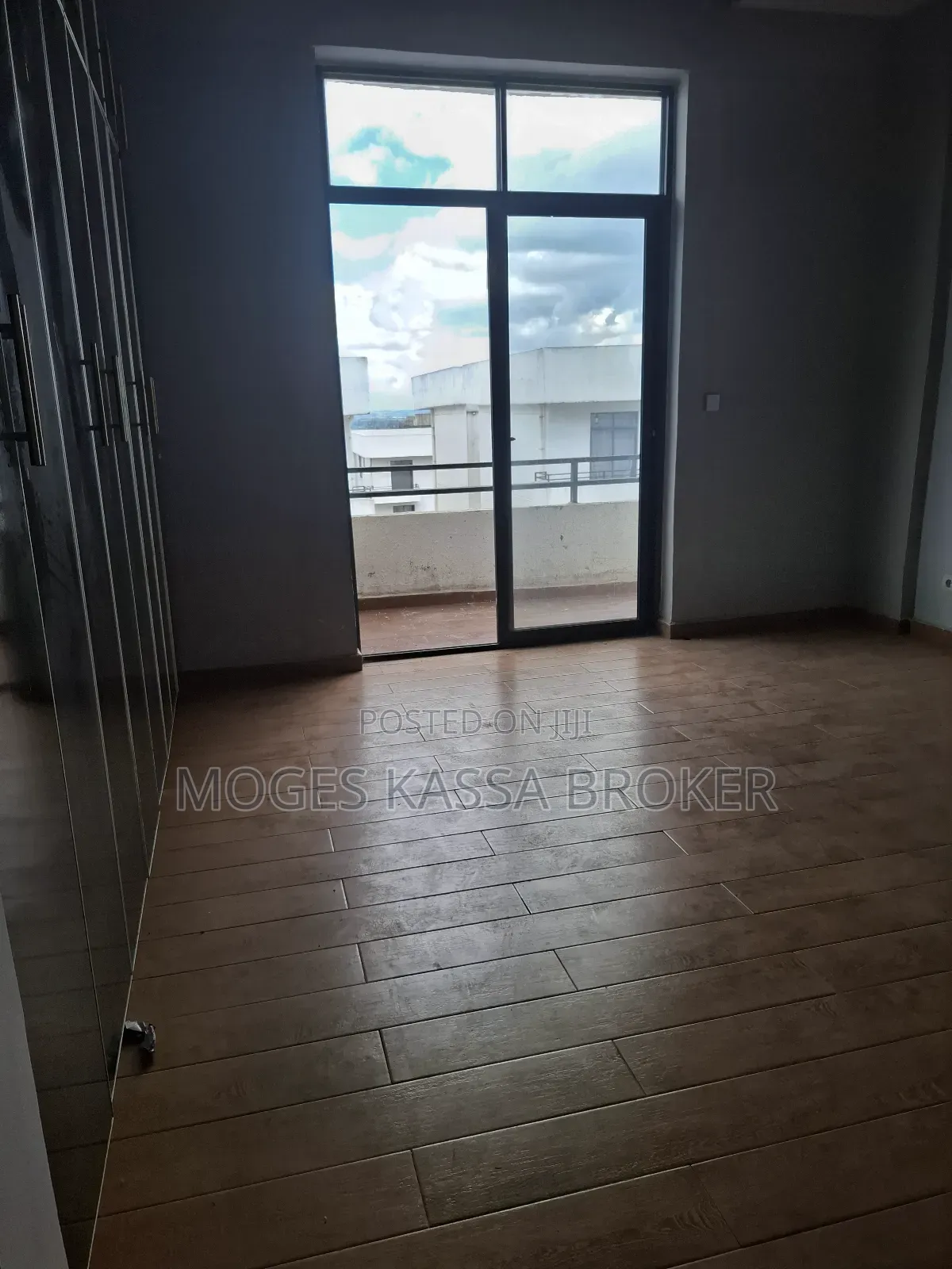 3bdrm Apartment in አያት ኖህ ሪል ስቴት የሚሸጥ, Yeka for sale