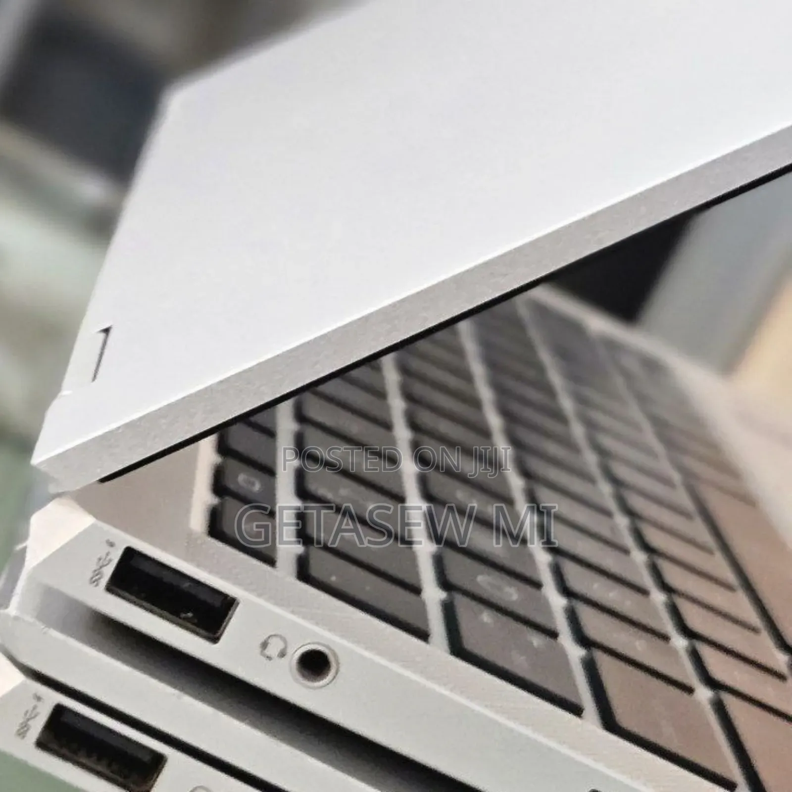 New Laptop HP EliteBook 1040 G8 16GB Intel Core I7 SSD 512GB