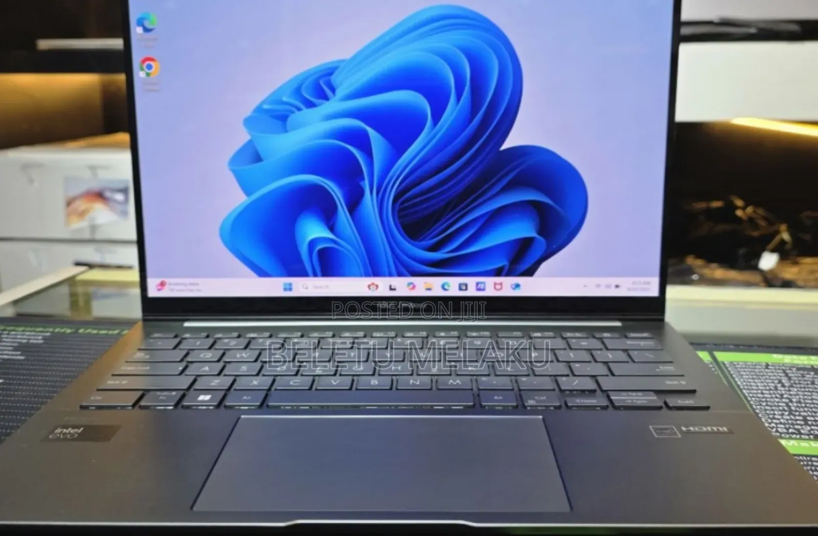 New Laptop Asus ZenBook 13 UX331UN 8GB Intel Core Ultra 5 SSD 512GB