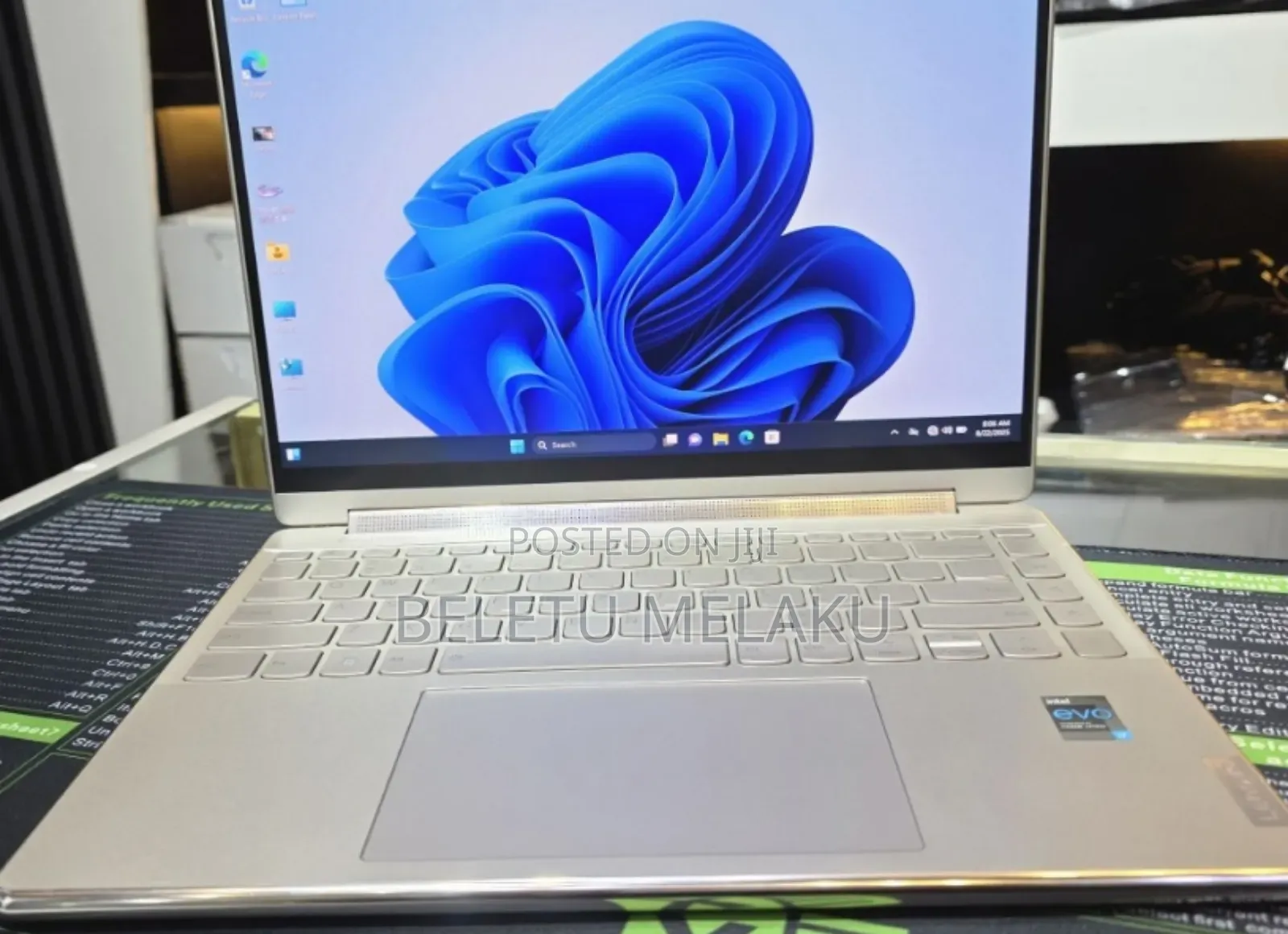 New Laptop Lenovo Yoga 9i 16GB Intel Core I7 SSD 1T