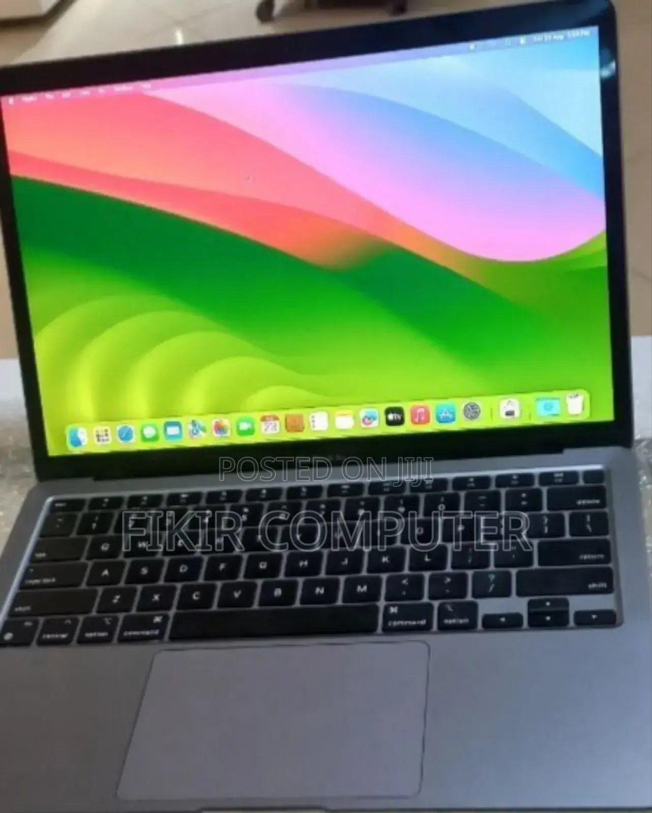 New Laptop Apple MacBook Air 2020 M1 8GB Intel Core M2 SSD 256GB
