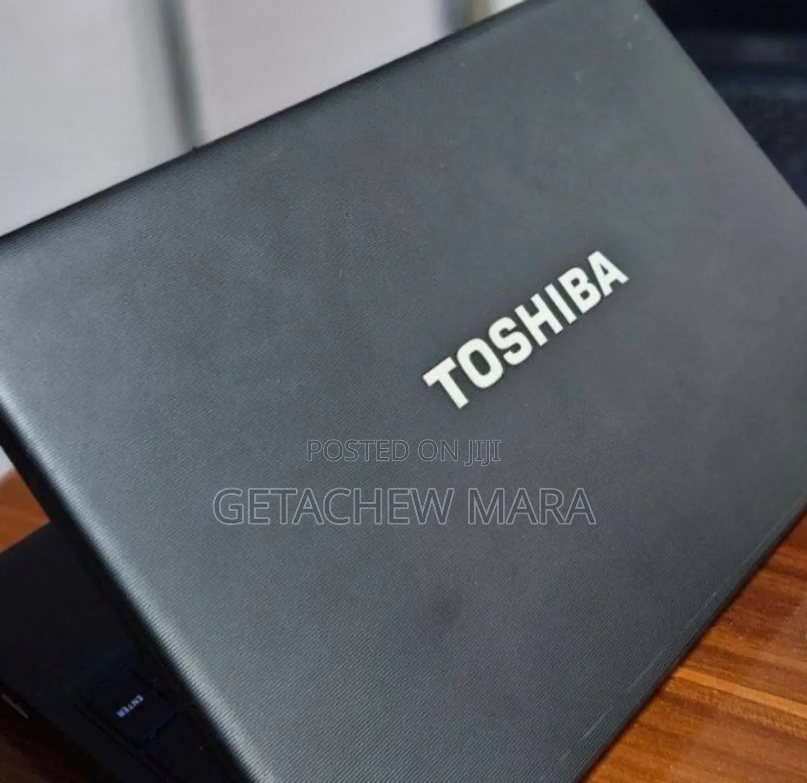 New Laptop Toshiba Satellite C55 4GB Intel Core I5 SSD 32GB