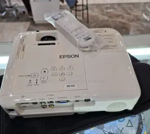 Epson Projector Model Name: Eb-S31 Has : Bag Remote