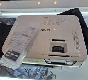 Epson Projector Model Name: Eb-S31 Has : Bag Remote