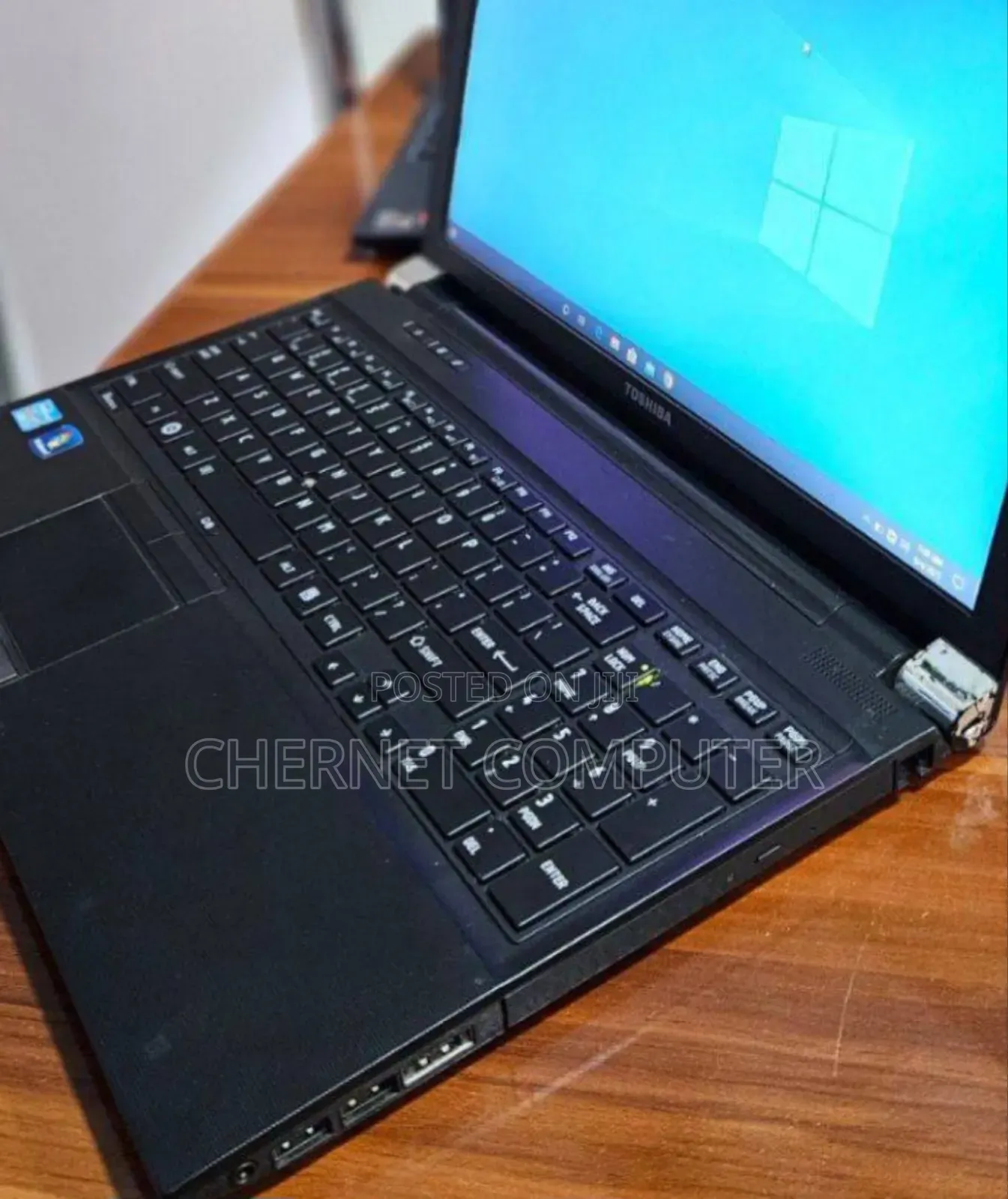 New Laptop Toshiba Tecra R950 4GB Intel Core I5 HDD 320GB