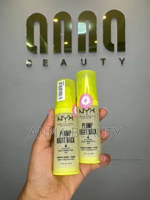 Photo - Nyx Professional Makeup Plumping Serum + Primer