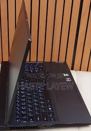 New Laptop Lenovo Legion 5 16GB AMD Ryzen 7 SSD 512GB