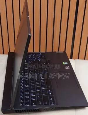 New Laptop Lenovo Legion 5 16GB AMD Ryzen 7 SSD 512GB