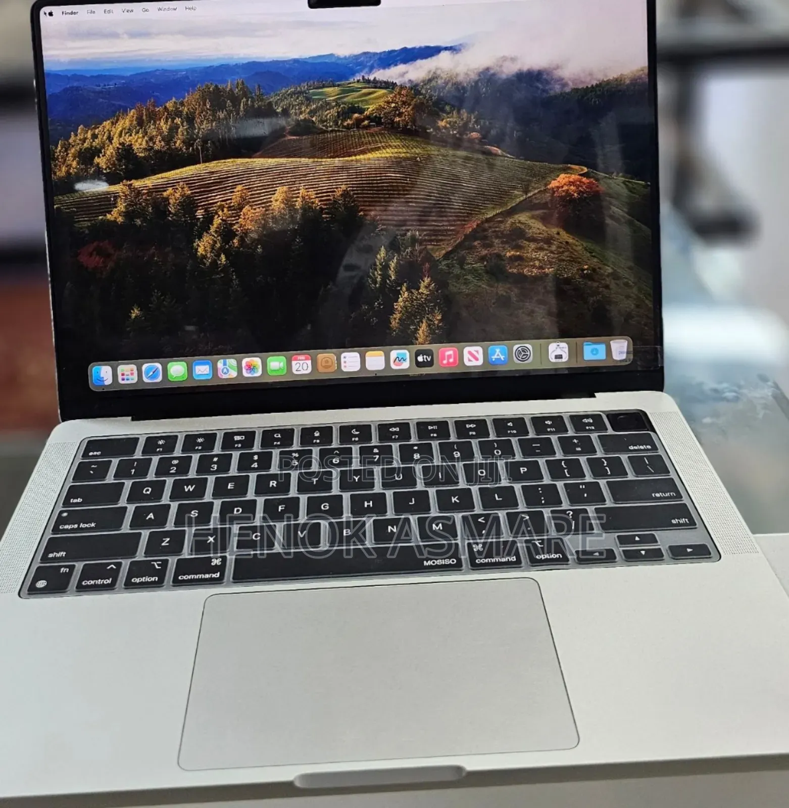 New Laptop Apple MacBook Pro 8GB Apple M3 SSD 512GB