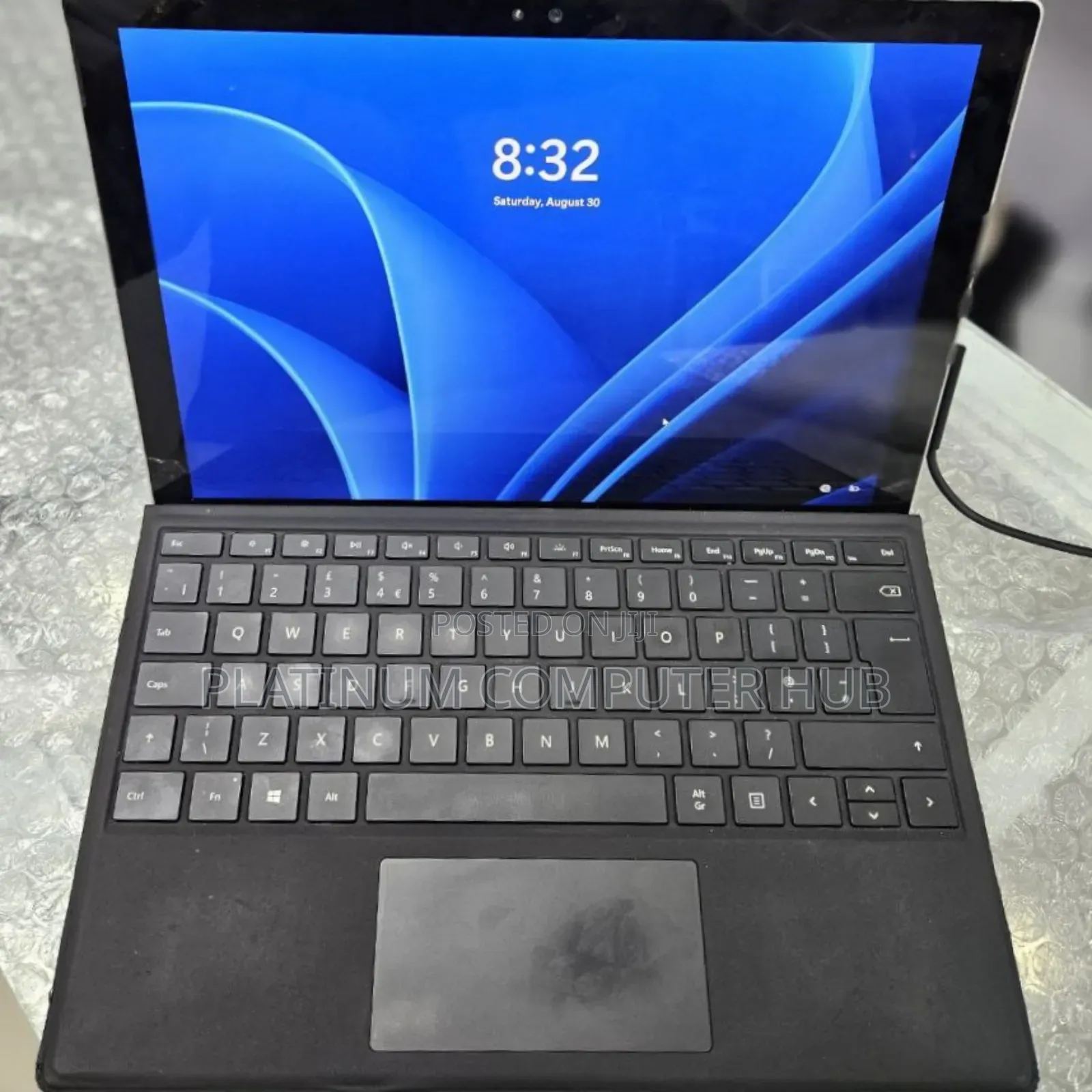 New Laptop Microsoft Surface Pro 4 8GB Intel Core I5 SSD 256GB