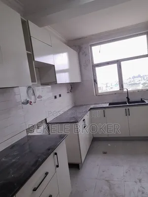 Furnished 3bdrm Apartment in አፓርትመንት, Bole for sale