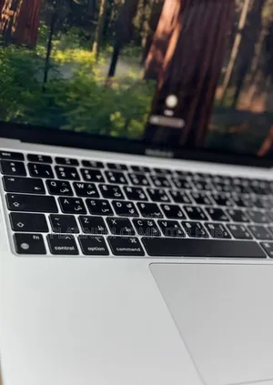 New Laptop Apple MacBook Air 2020 M1 8GB Apple M1 SSD 256GB