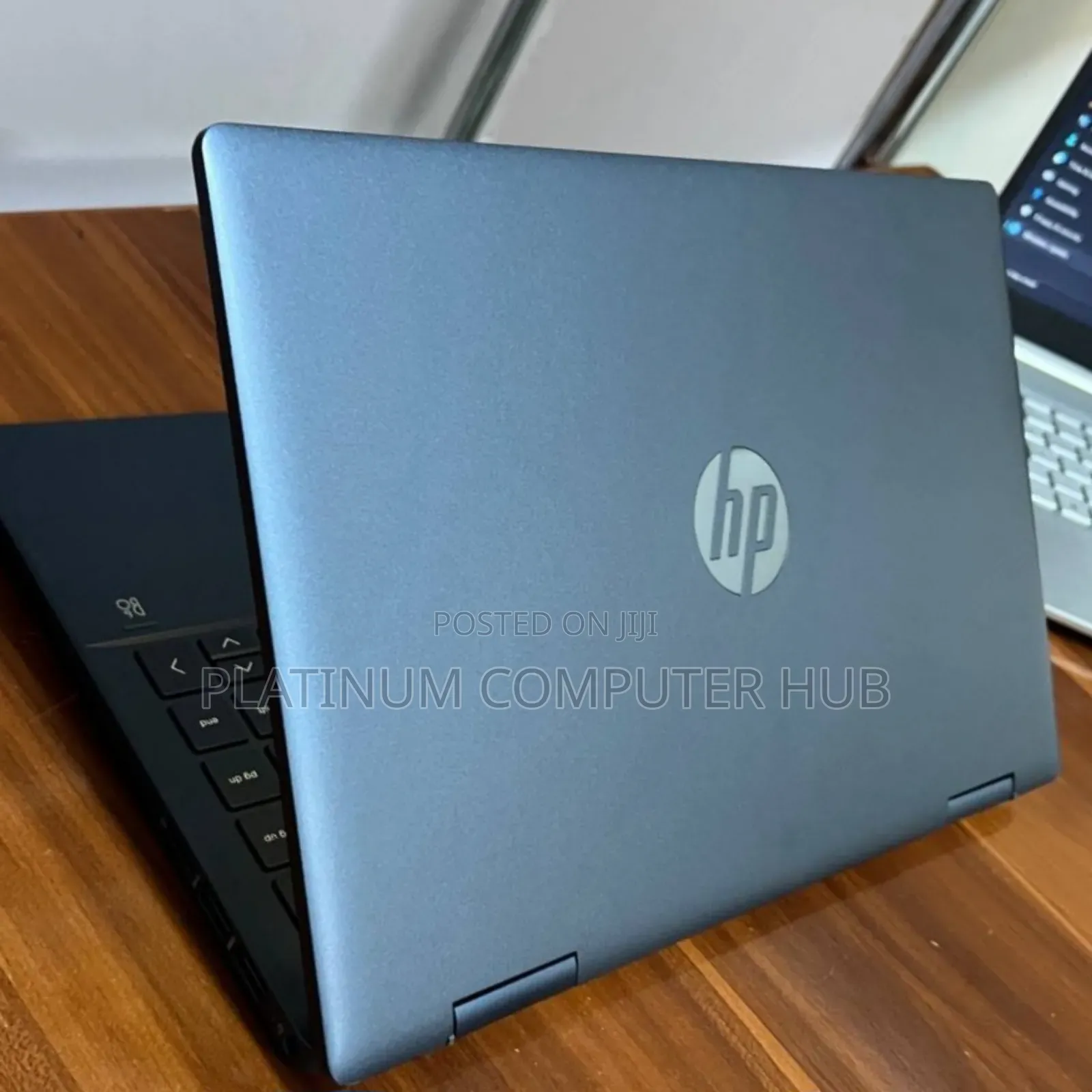 New Laptop HP Pavilion X360 8GB Intel Core I3 SSD 256GB