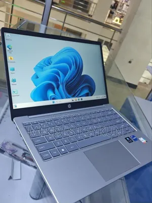 New Laptop HP Stream Notebook 16GB Intel Core I7 SSD 512GB