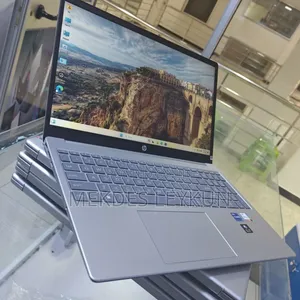 New Laptop HP Stream Notebook 16GB Intel Core I5 SSD 1T