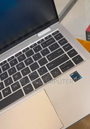 New Laptop HP EliteBook 1040 G8 16GB Intel Core I7 SSD 512GB