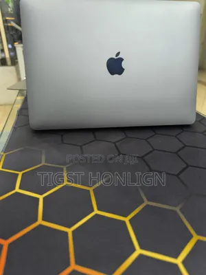 New Laptop Apple MacBook Air 16GB Apple M1 SSD 512GB