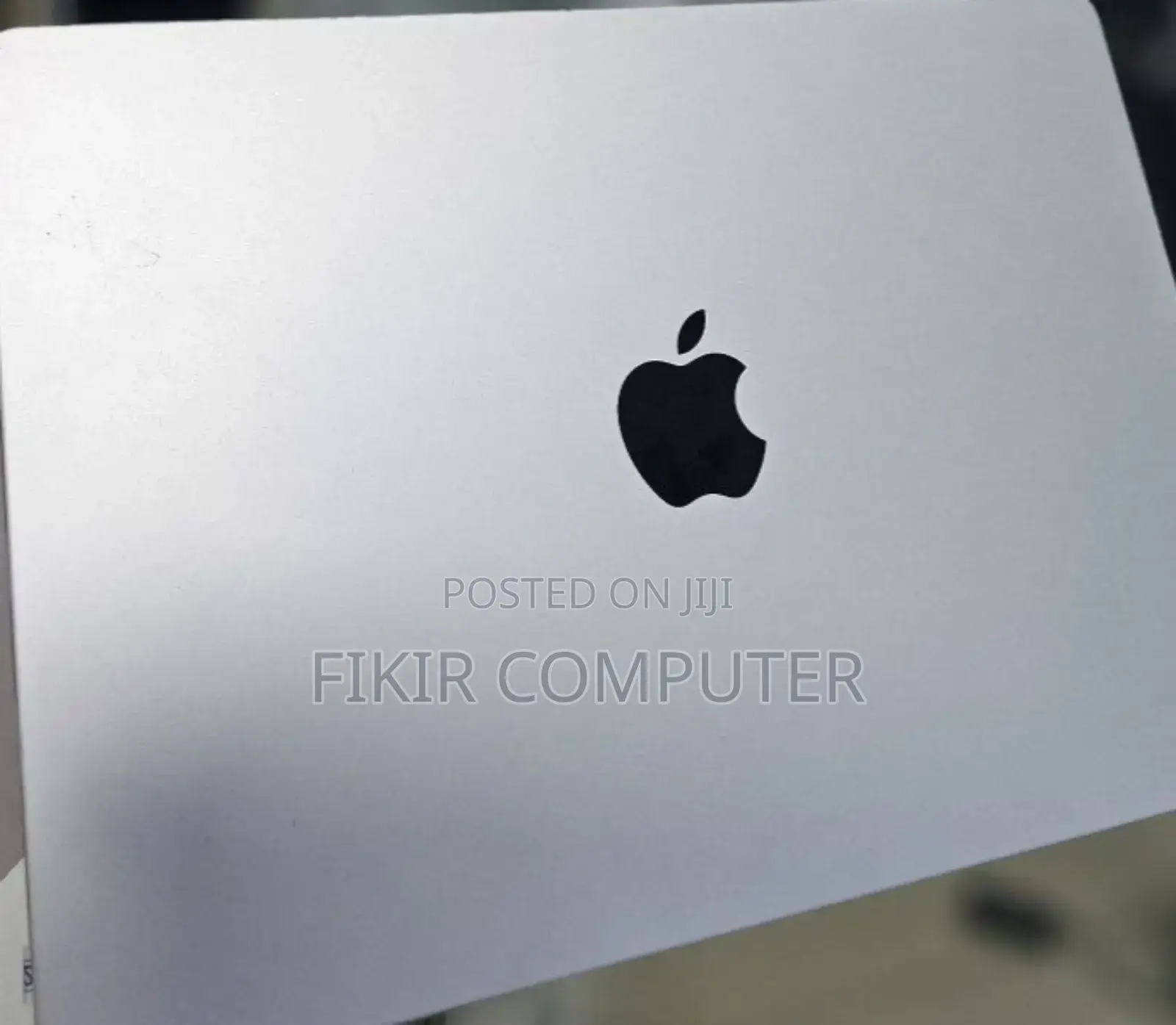 New Laptop Apple MacBook Pro M1 8GB Intel Core I5 SSD 512GB