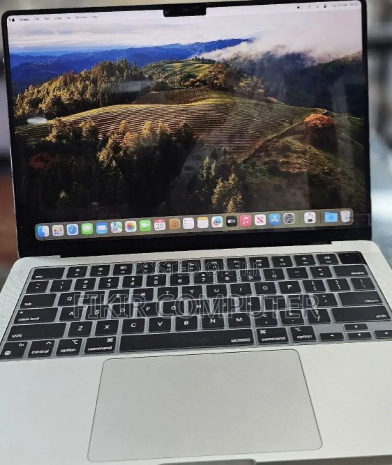 New Laptop Apple MacBook Pro M1 8GB Intel Core I5 SSD 512GB