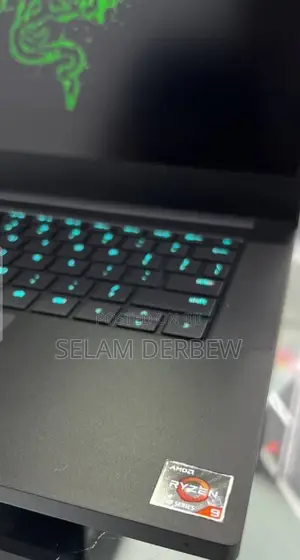 New Laptop Razer Blade 16GB AMD Ryzen 9 SSD 1T
