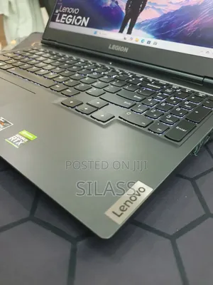 New Laptop Lenovo 16GB AMD Ryzen 7 SSD 512GB