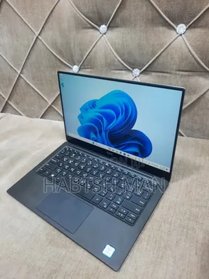 New Laptop Dell XPS 13 9370 8GB Intel Core I5 SSD 512GB