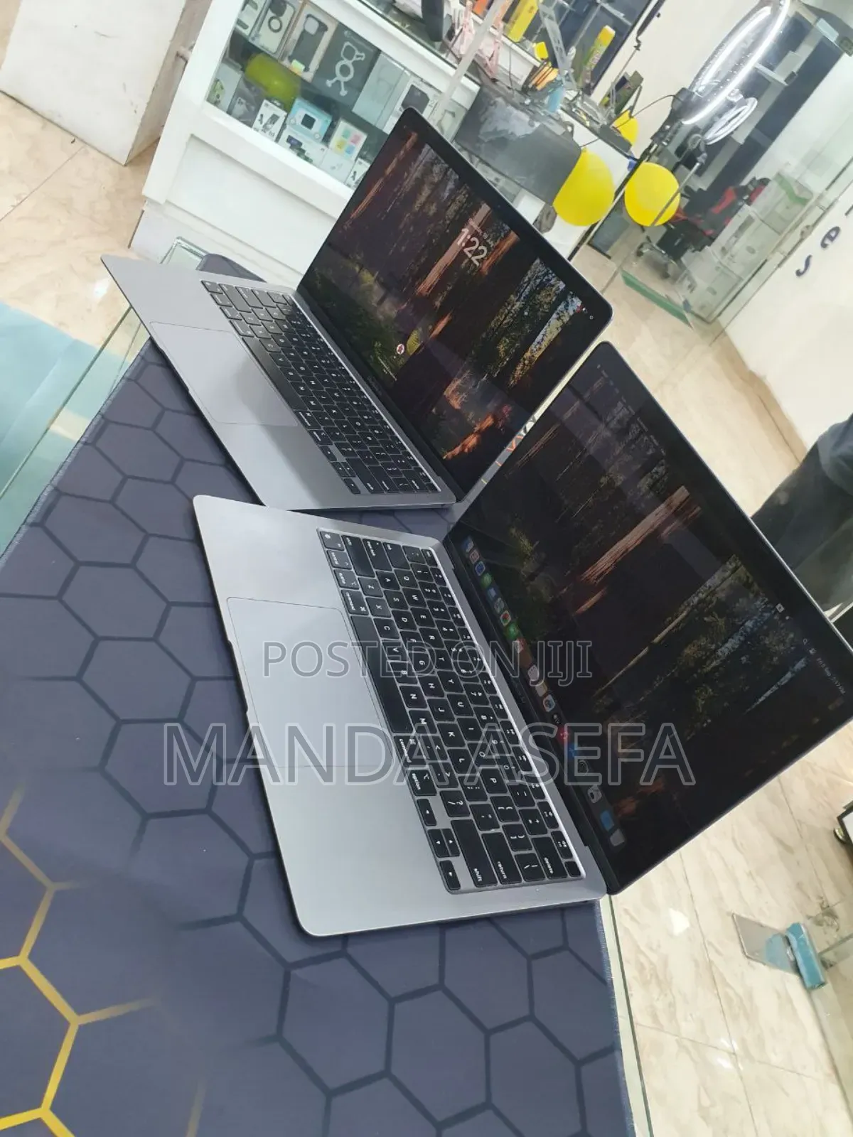 New Laptop Apple MacBook Air 16GB Apple M1 SSD 256GB