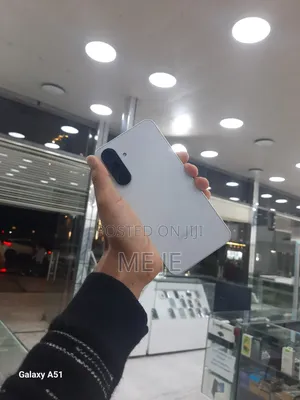 New Samsung Galaxy A56 256 GB White