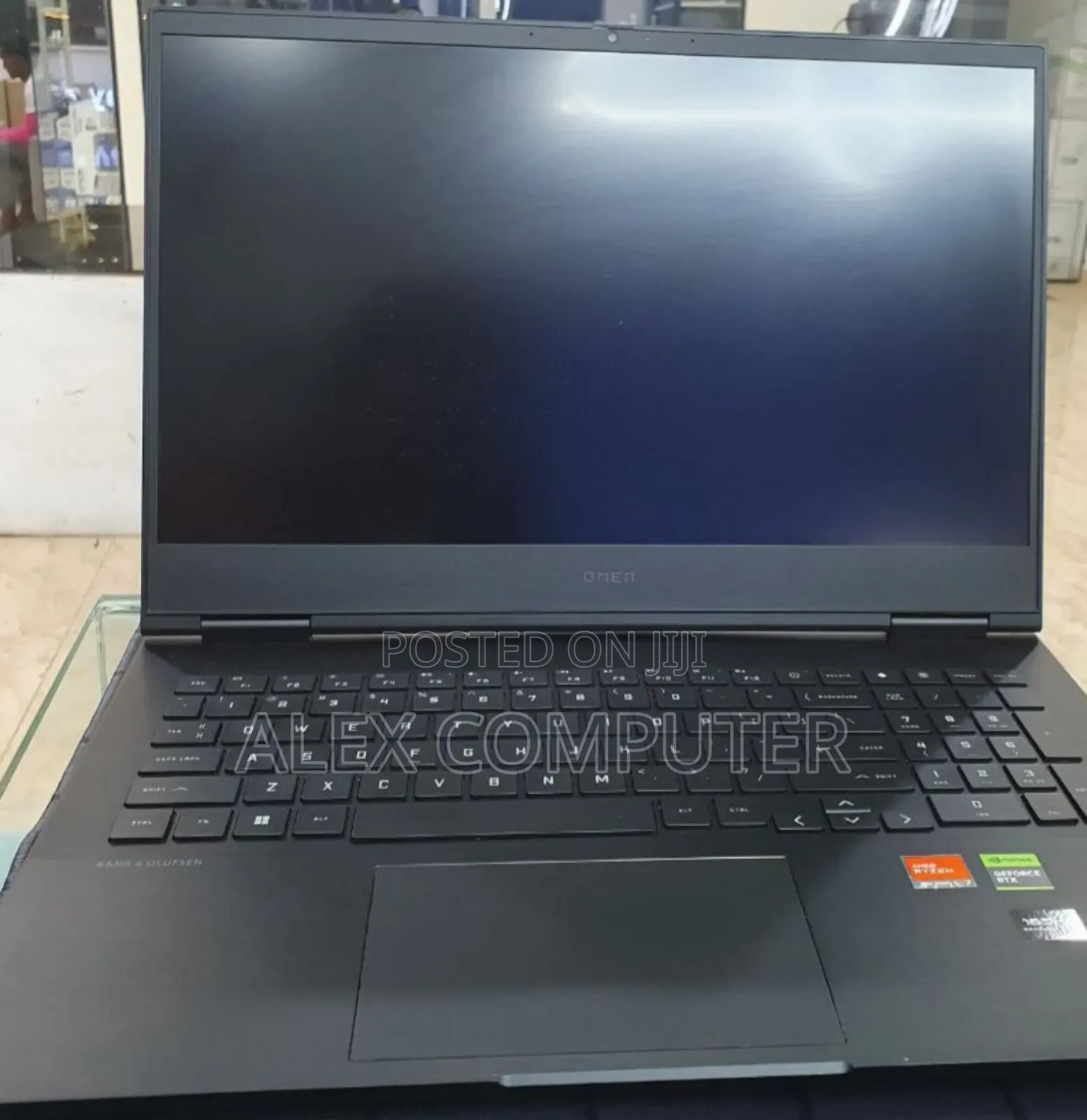 New Laptop HP Omen 16 16GB AMD Ryzen 7 SSD 1T