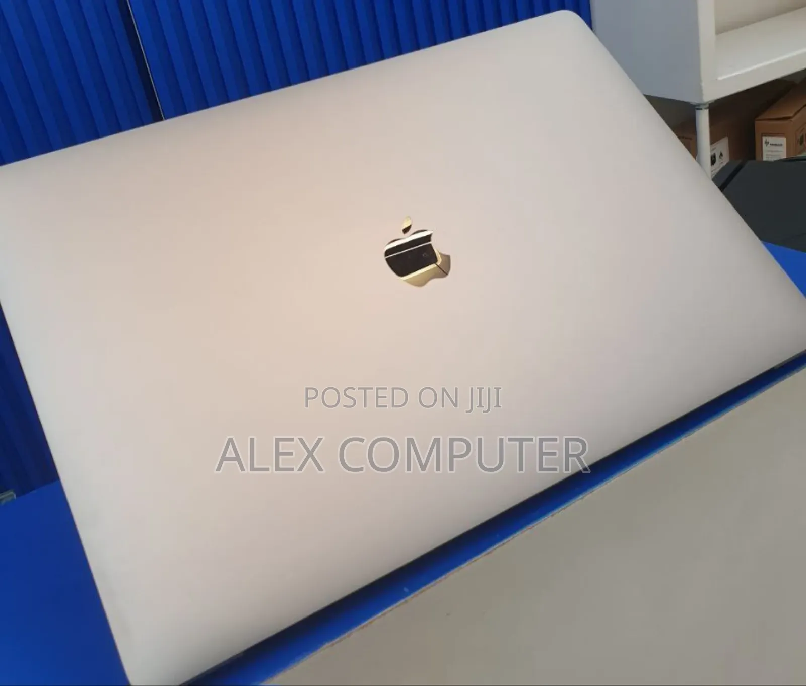 New Laptop Apple MacBook Pro 2019 64GB Intel Core I9 SSD 512GB
