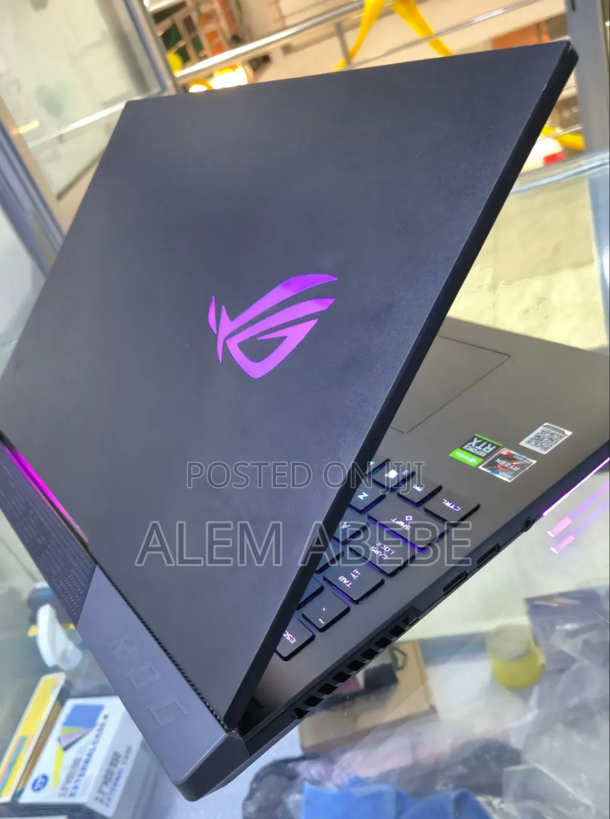 New Laptop Asus ROG Strix G731G 32GB AMD Ryzen 9 SSD 1T