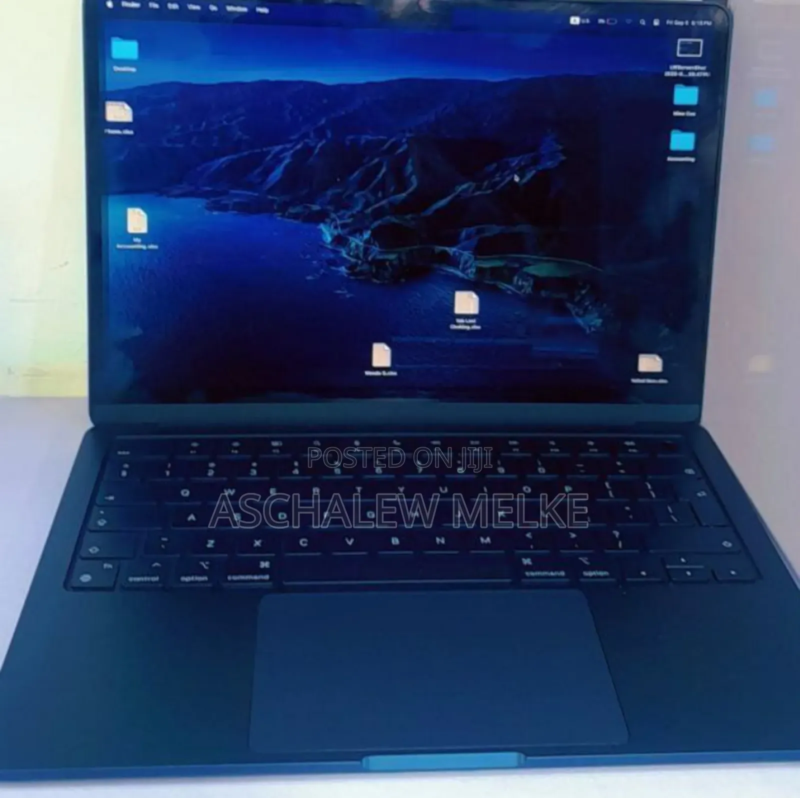 New Laptop Apple MacBook Air 2022 M2 8GB Apple M2 SSD 256GB