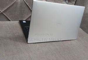 New Laptop Dell XPS 13 9370 8GB Intel Core I5 SSD 512GB