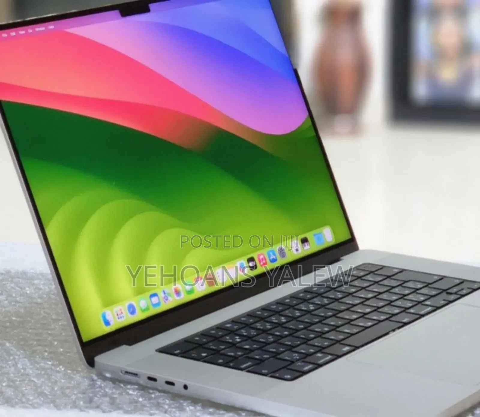 New Laptop Apple MacBook Pro 2021 M1 32GB Apple M1 Pro SSD 512GB